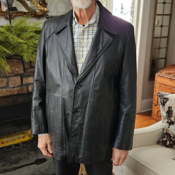 Adler Vintage Men’s Black Leather Jacket - Picture 2 of 9